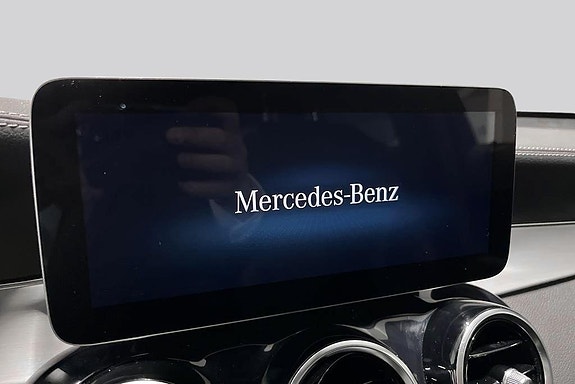 Mercedes-Benz GLC 300 de 11 of 14