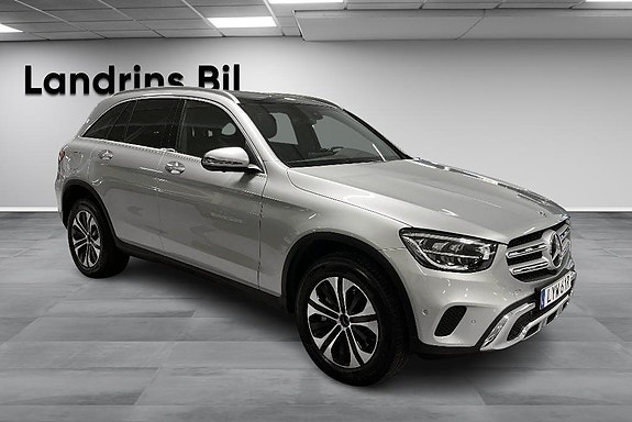 Mercedes-Benz GLC 300 de 3 of 14