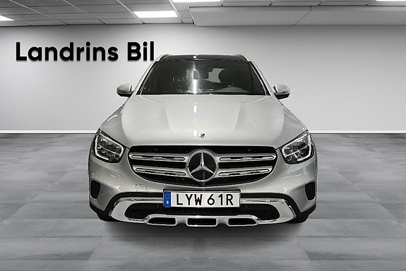 Mercedes-Benz GLC 300 de 2 of 14