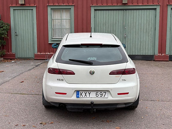 Alfa Romeo 159 4 of 8