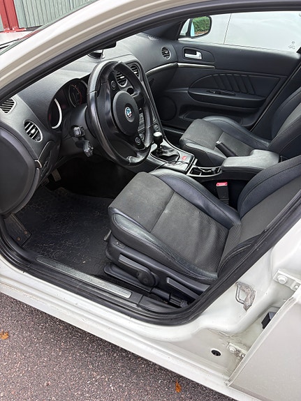 Alfa Romeo 159 6 of 8