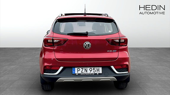 MG ZS EV 7 of 13