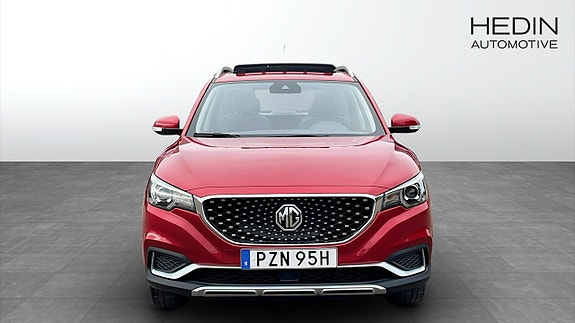 MG ZS EV 8 of 13