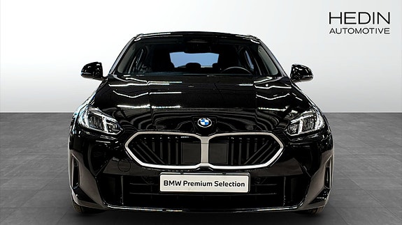 BMW 120i 8 of 9