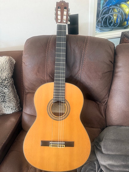 Yamaha G-231II klassisk akustisk gitarr natur