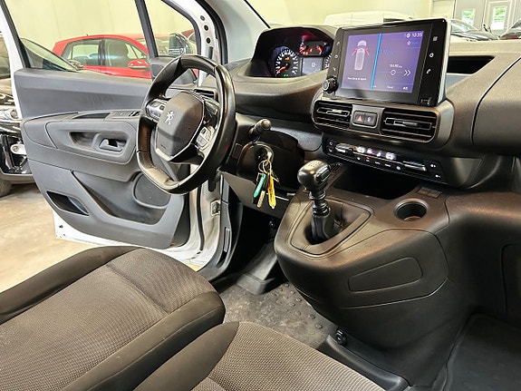 Peugeot Partner 8 of 20