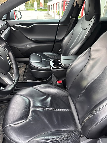 Tesla Model S 6 of 6