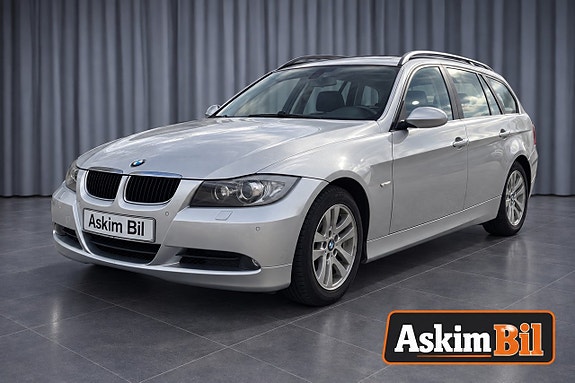 BMW 320i