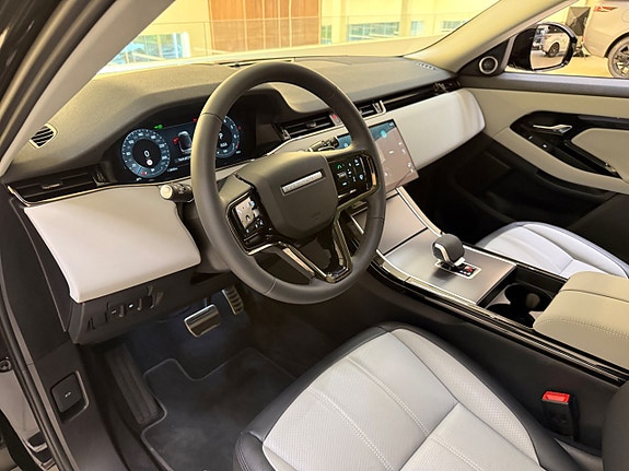 Land Rover Range Rover Evoque 10 of 20
