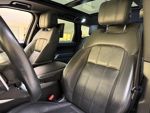 Land Rover Range Rover Sport 9 of 21