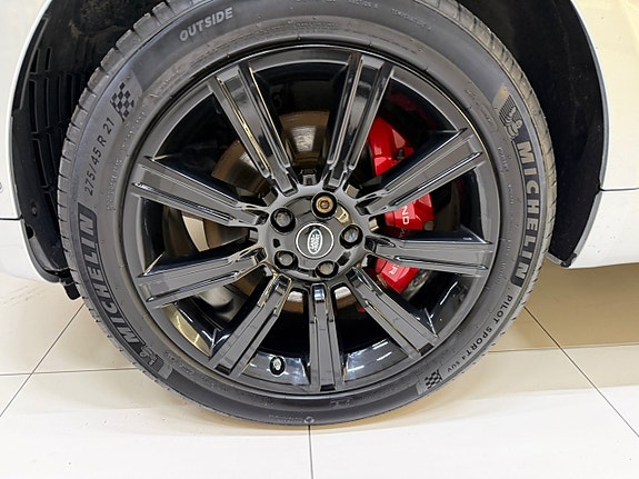 Land Rover Range Rover Sport 7 of 21