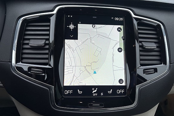 Volvo XC90 21 of 30