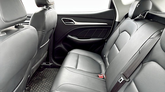 MG ZS EV 5 of 9