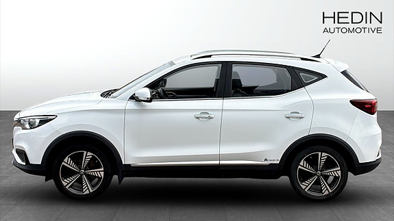 MG ZS EV 6 of 9
