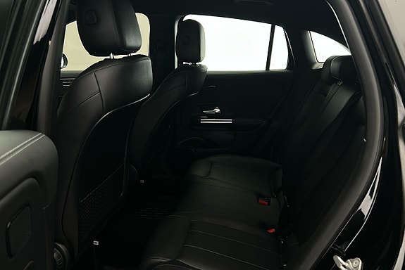 Mercedes-Benz GLA 250 e 13 of 24