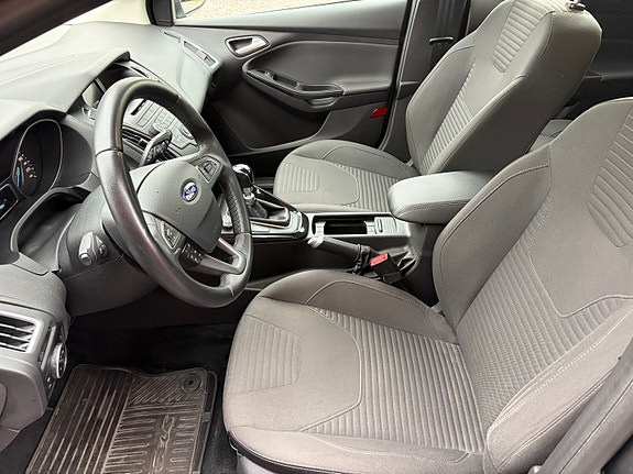Ford Focus 6 of 9