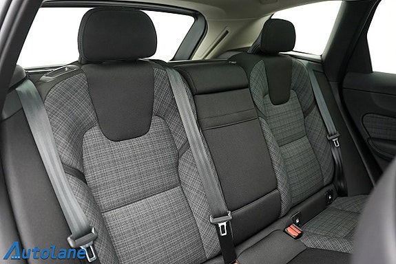 Volvo XC60 21 of 30
