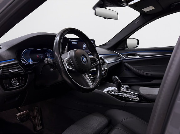 BMW 530e 16 of 21