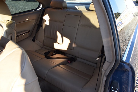 BMW 323Ci 8 of 11