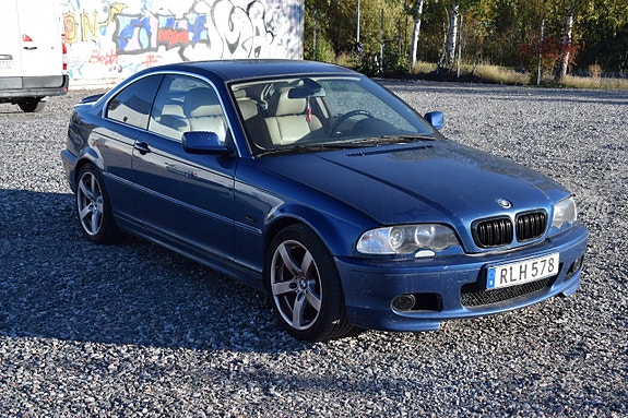 BMW 323Ci 2 of 11