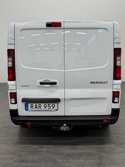Renault Trafic 5 of 13