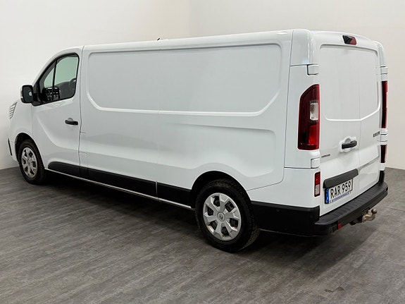 Renault Trafic 4 of 13