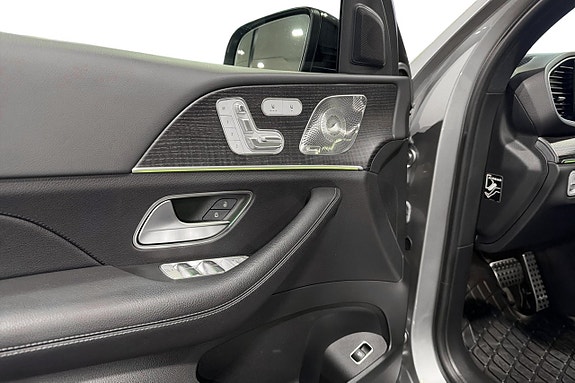 Mercedes-Benz GLE 400 d 8 of 16