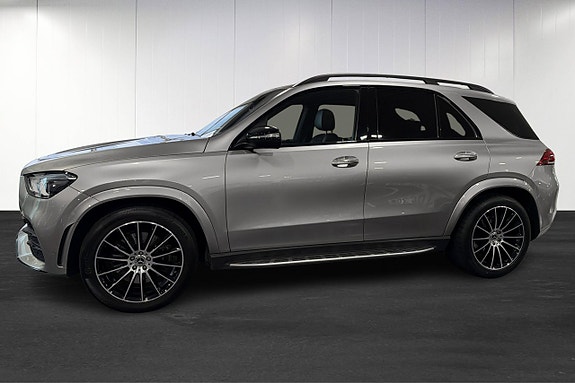 Mercedes-Benz GLE 400 d 2 of 16