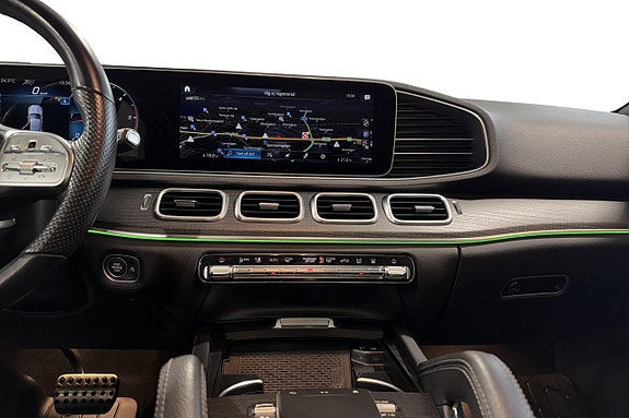 Mercedes-Benz GLE 400 d 13 of 16