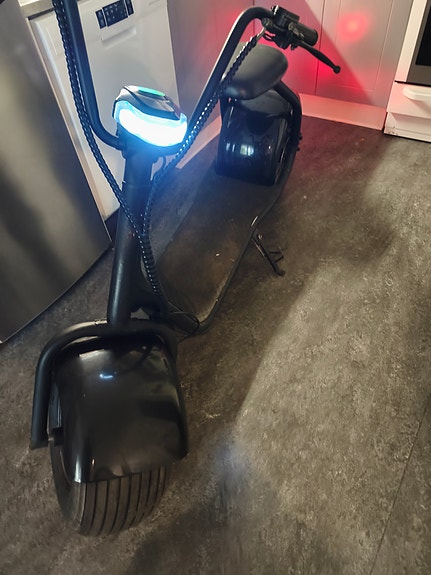 Product image 1 of 6