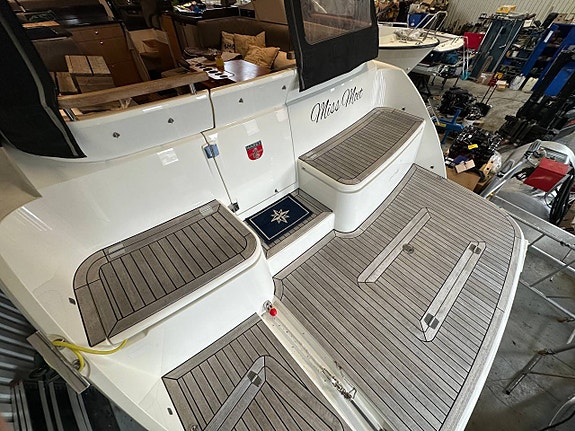 Marex 360 - 2020 - Volvo Penta D6-400 (Förmedling) 4 of 12