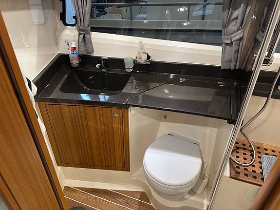 Marex 360 - 2020 - Volvo Penta D6-400 (Förmedling) 10 of 12