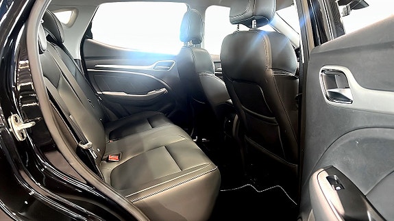 MG ZS EV 5 of 13
