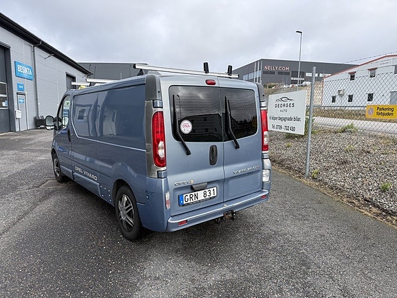 Opel Vivaro 3 of 10