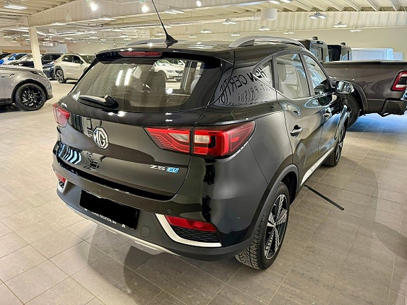 MG ZS EV 4 of 14