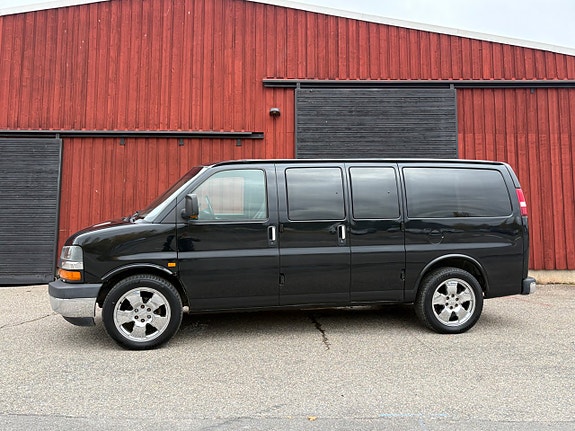 Chevrolet Express 20 of 20