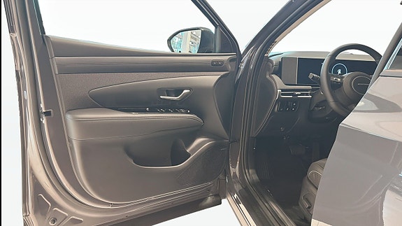 Hyundai Tucson 11 of 12