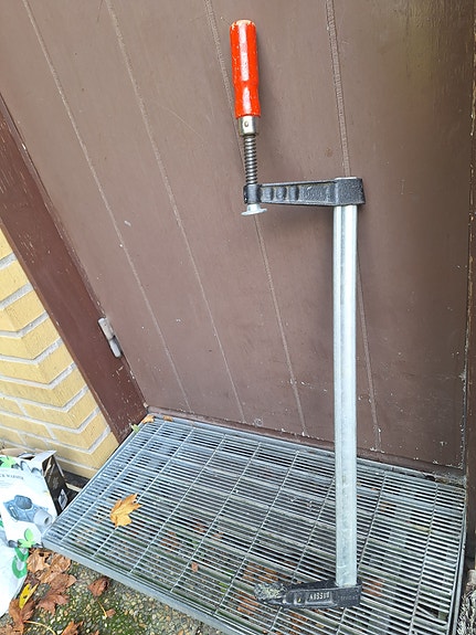 Bessey tving