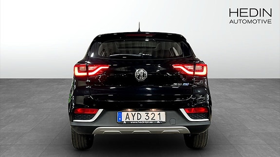 MG ZS EV 7 of 13