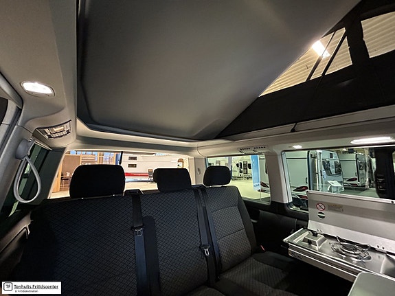 Volkswagen California BEACH 12 of 21