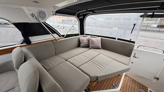 Aquador 27 HT Mercruiser TDI V6 - Topp Utrustad - Kommande 18 of 23