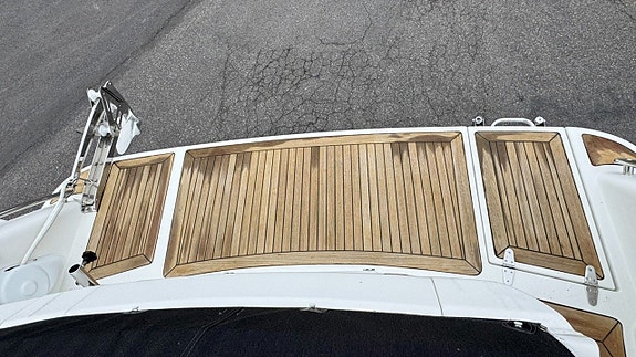 Aquador 27 HT Mercruiser TDI V6 - Topp Utrustad - Kommande 8 of 23