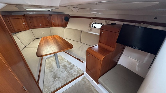 Aquador 27 HT Mercruiser TDI V6 - Topp Utrustad - Kommande 9 of 23