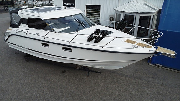 Aquador 27 HT Mercruiser TDI V6 - Topp Utrustad - Kommande 6 of 23