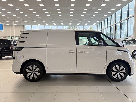 Volkswagen ID. Buzz 4 of 23