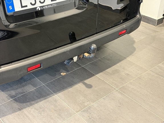 Nissan e-NV200 5 of 15