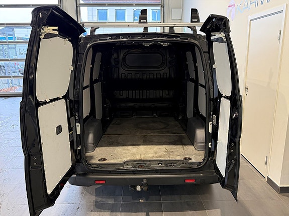 Nissan e-NV200 6 of 15