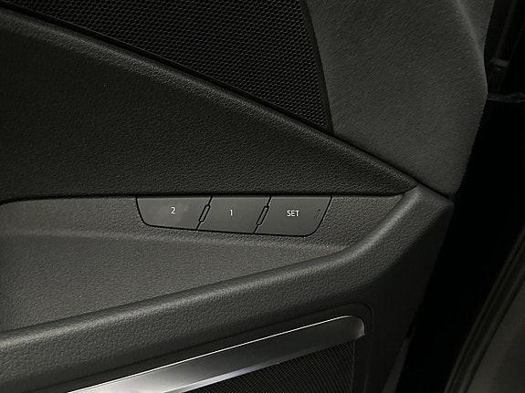 Audi Q8 e-tron 18 of 30