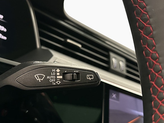 Audi Q8 e-tron 26 of 30