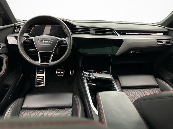 Audi Q8 e-tron 20 of 30